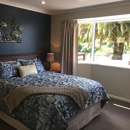 Sounds Vista B&B พิคตัน ภายนอก รูปภาพ