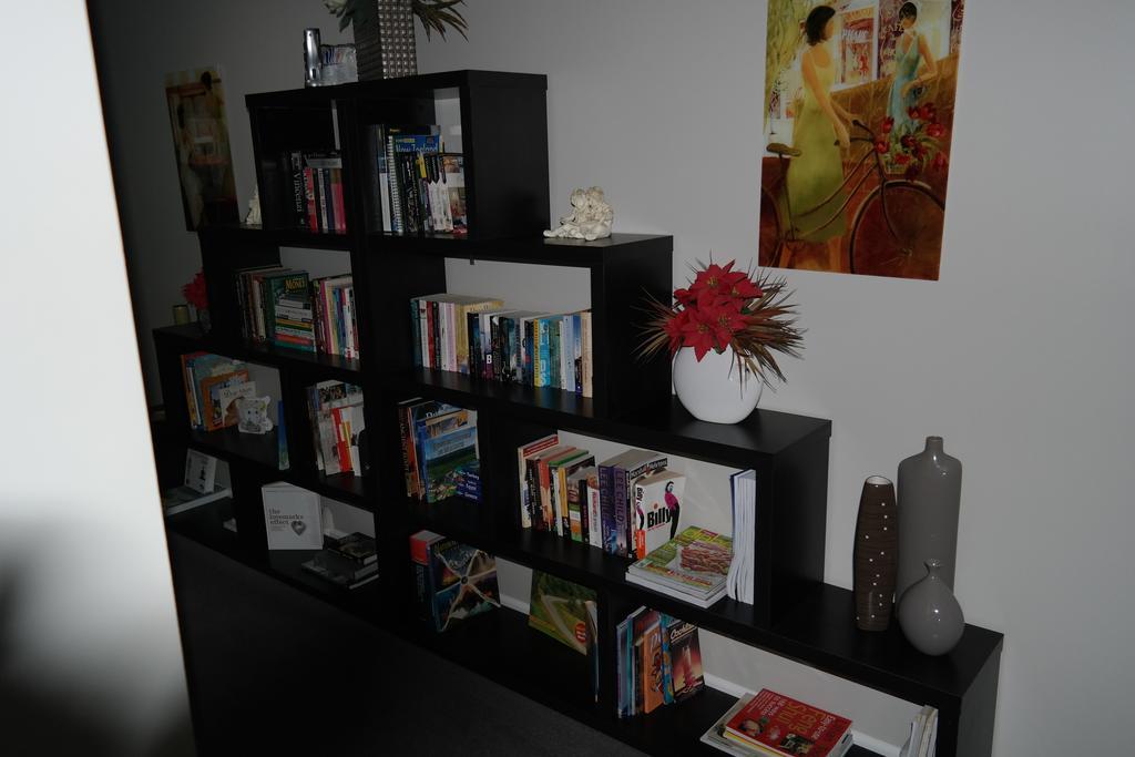Sounds Vista B&B พิคตัน ภายนอก รูปภาพ